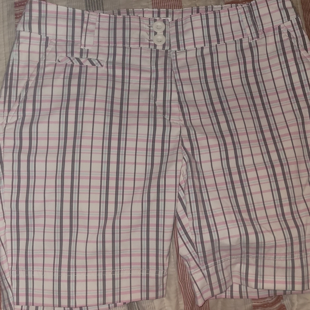 Gordon Cooper Pink and Grey Plaid Check Golf Shorts Size 8